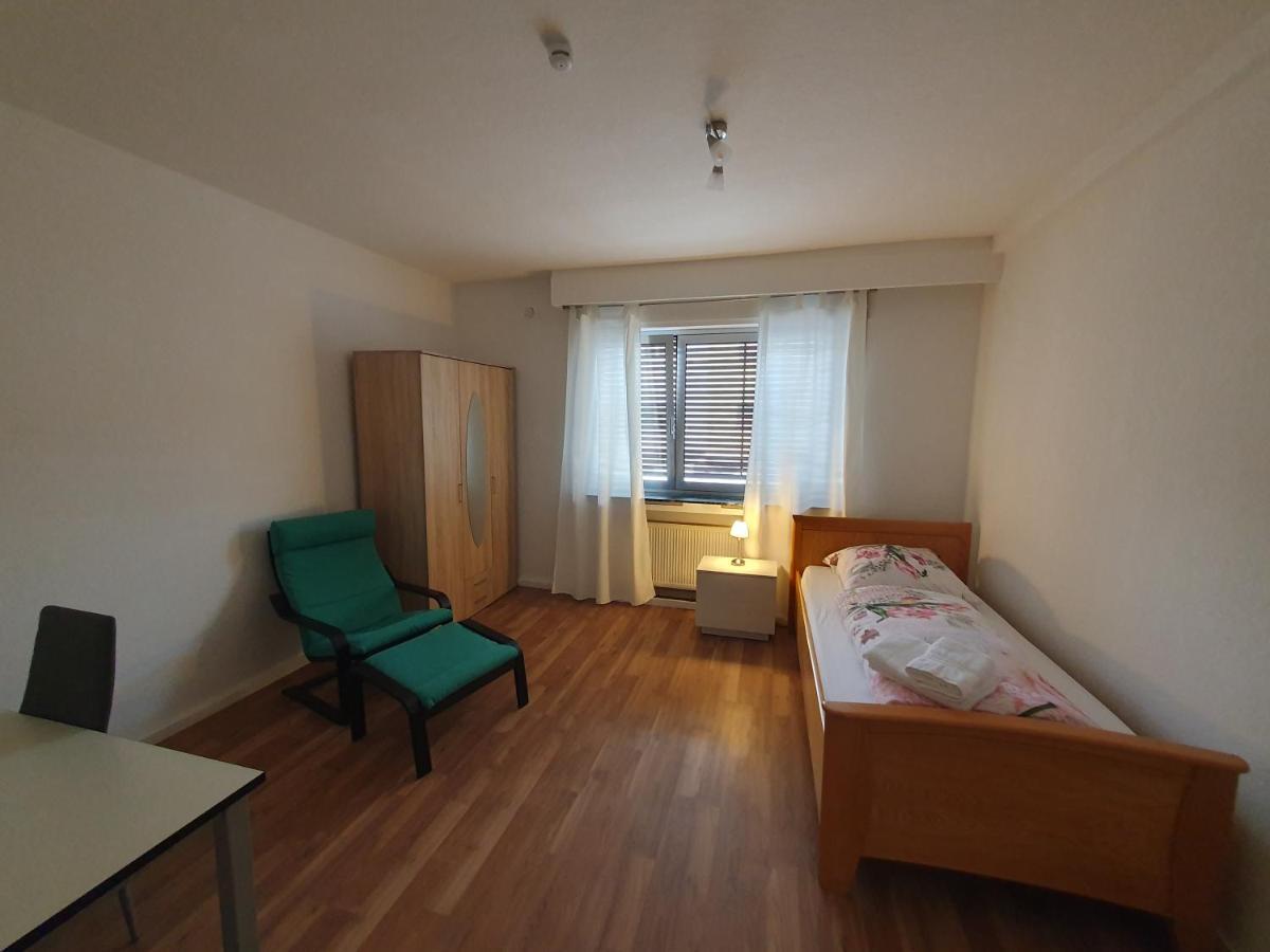 Privatzimmer An Der Universitaetsklinik Mainz. Sehr Zentral Buitenkant foto