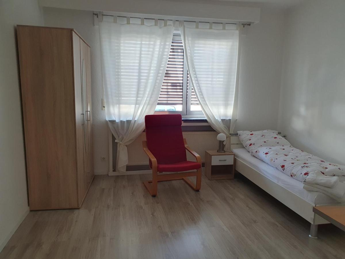 Privatzimmer An Der Universitaetsklinik Mainz. Sehr Zentral Buitenkant foto